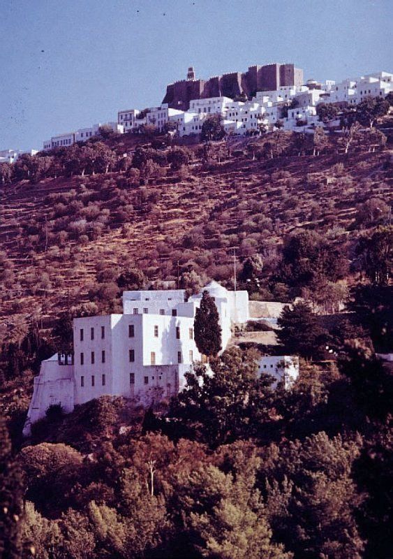 Höhlenkloster, Chora und Klosterfestung